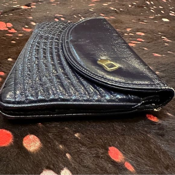 Vintage Debonair Roystone navy blue envelope style clutch - Picture 5 of 14